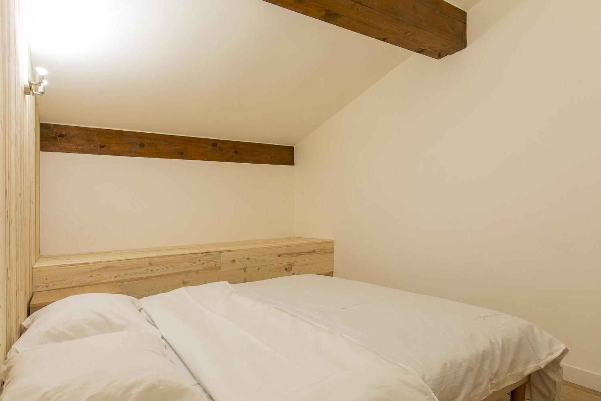 Rent - Centre Apartment *