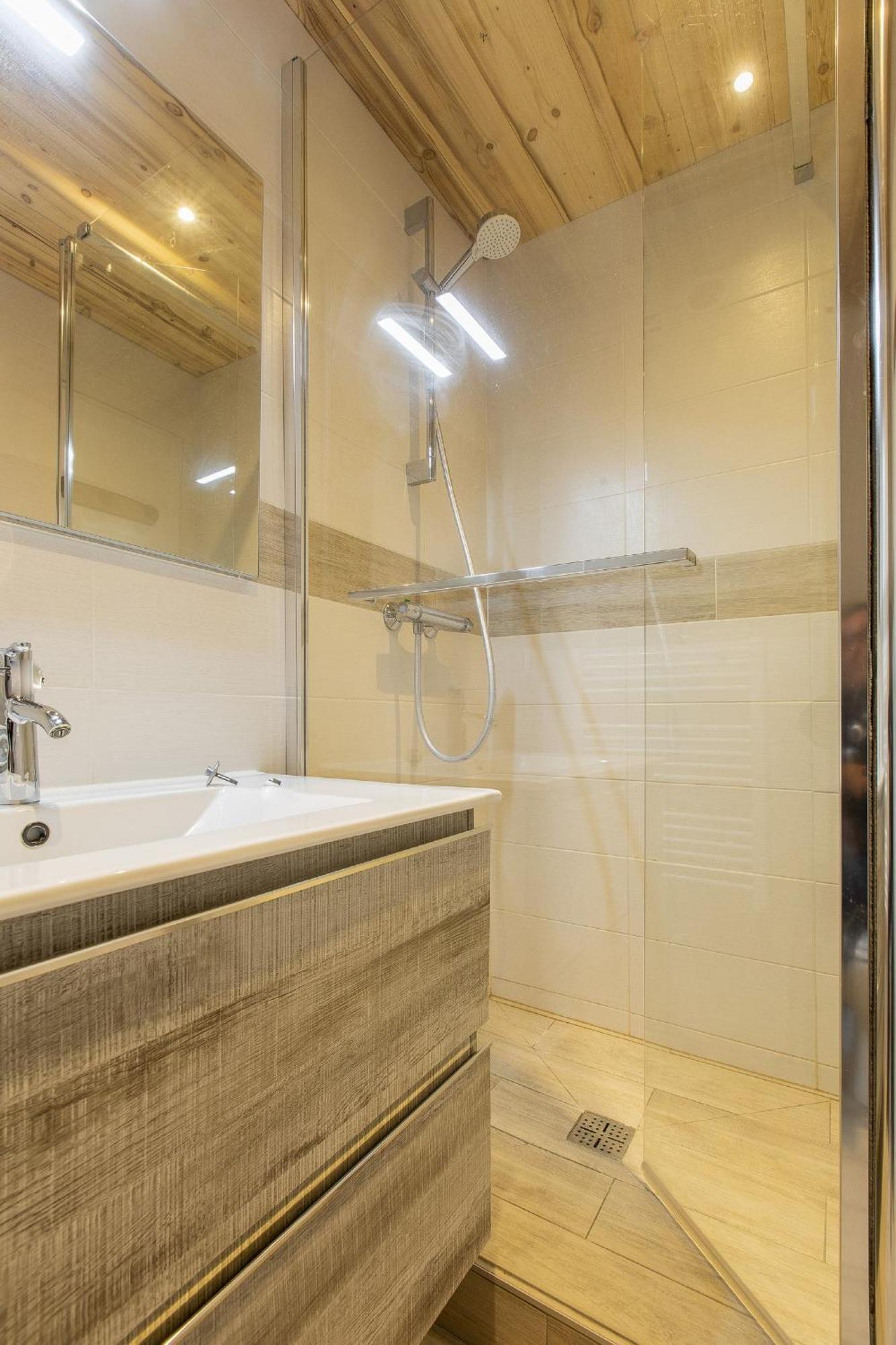 Rent - Centre Apartment